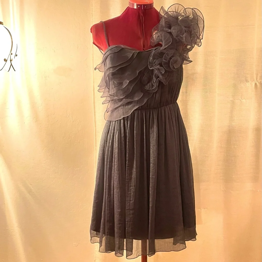 Beautiful Blue Cocktail Dress✨💙 - Picture 2 of 9